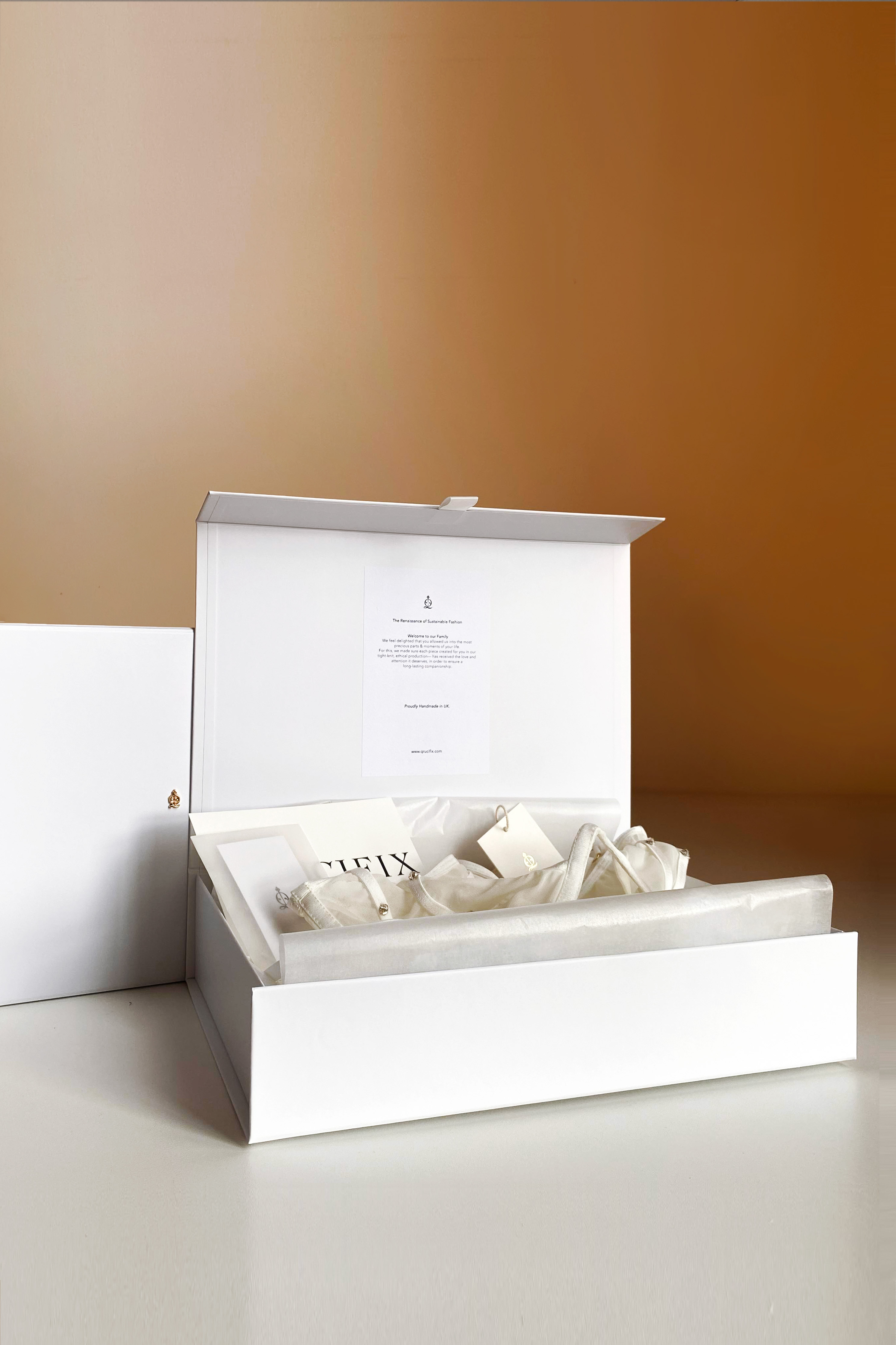 Conscious & Luxury Packaging